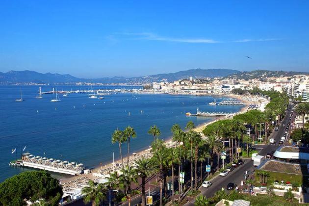 Sleep In Cannes Between Sea And Mountainsアパートメント エクステリア 写真